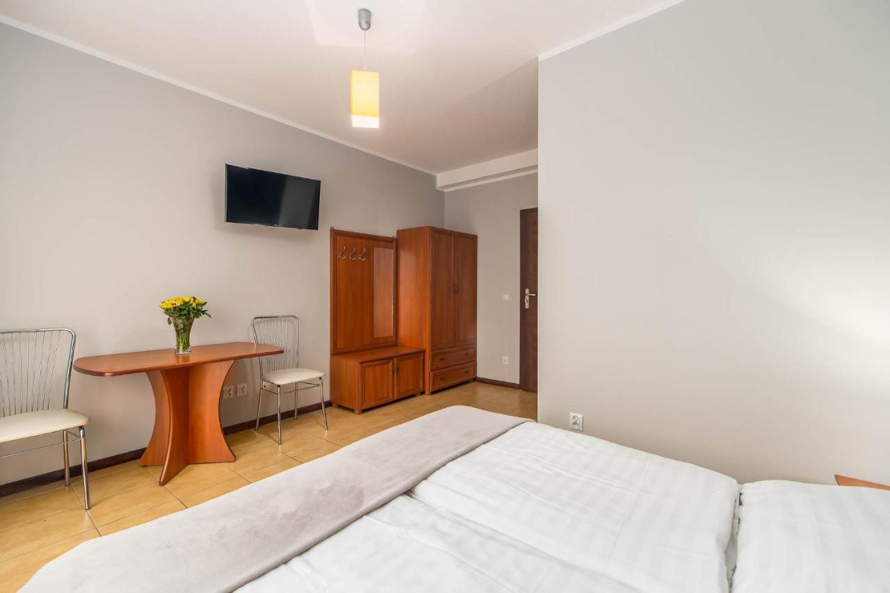 Awenturyn - Pokoje Apartamenty Noclegi Grzybowo Grzybowo  Luaran gambar