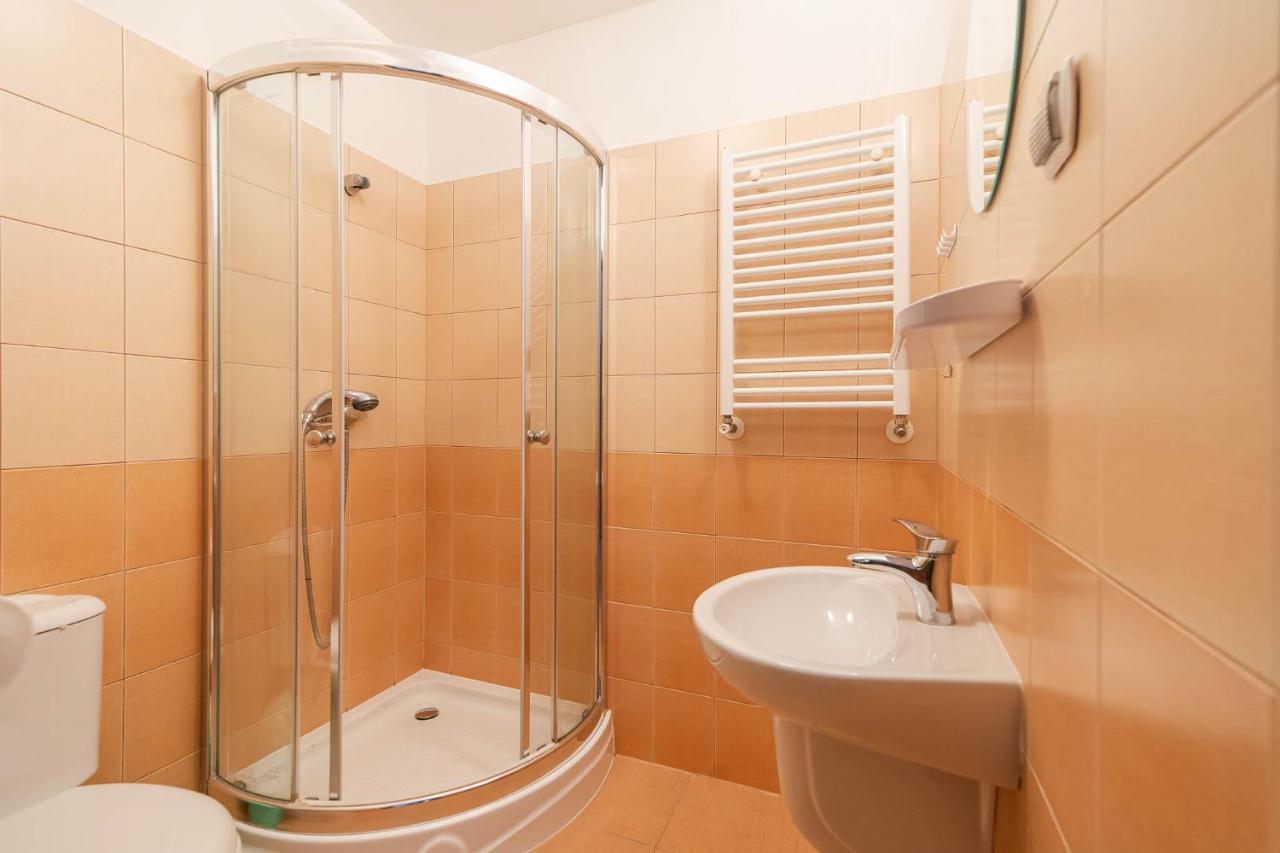 Awenturyn - Pokoje Apartamenty Noclegi Grzybowo Grzybowo  Luaran gambar